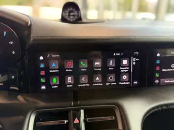 PORSCHE Taycan 4S APPROVED BOSE PANO 93 4 kWh 2.Display