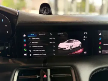 PORSCHE Taycan 4S APPROVED BOSE PANO 93 4 kWh 2.Display