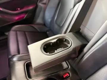 PORSCHE Taycan 4S APPROVED BOSE PANO 93 4 kWh 2.Display