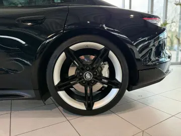 PORSCHE Taycan 4S APPROVED BOSE PANO 93 4 kWh 2.Display