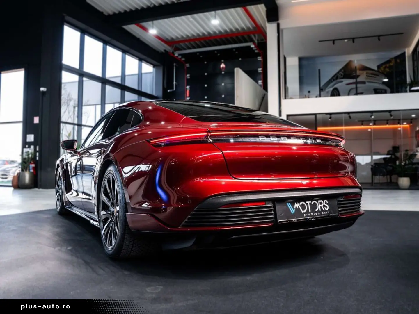 PORSCHE Taycan 4S 93.4 kWh - Sport design - 18-way - Spo