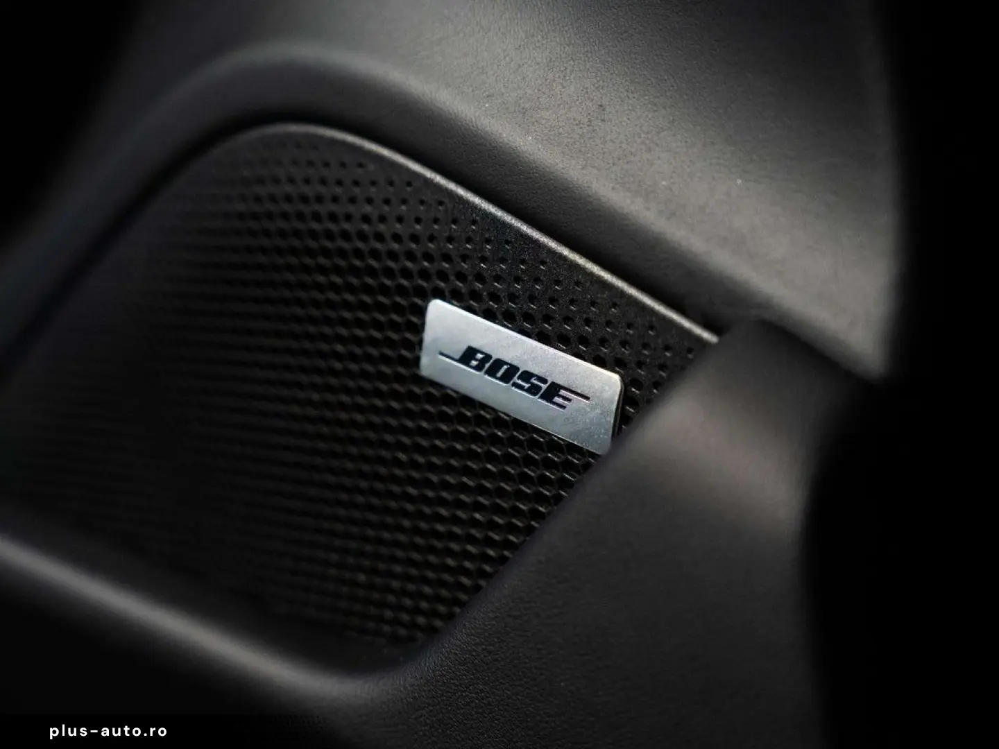 PORSCHE Taycan 4S 93.4 kWh - Sport design - 18-way - Spo