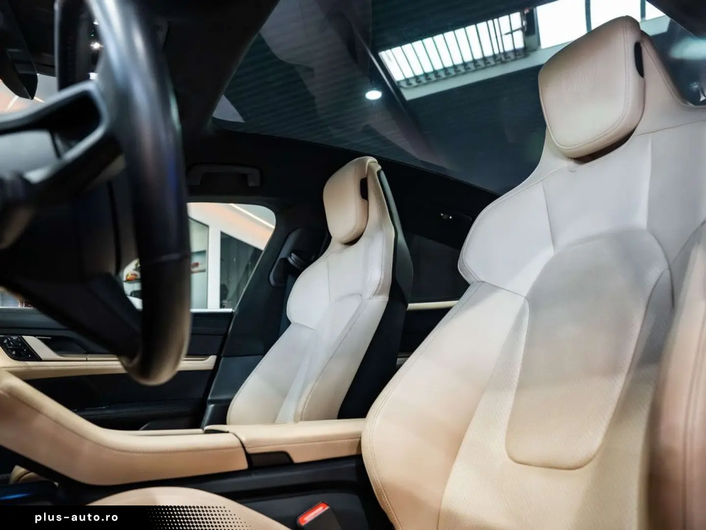 PORSCHE Taycan 4S 93.4 kWh - Sport design - 18-way - Spo