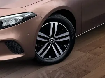 MERCEDES-BENZ A 250 e PANO NIGHT)LED CARPLAY ANDROID