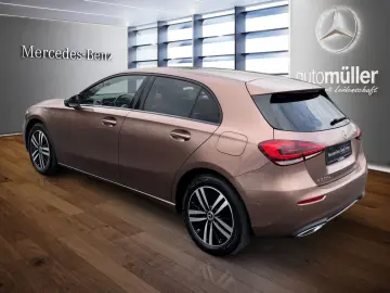 MERCEDES-BENZ A 250 e PANO NIGHT)LED CARPLAY ANDROID