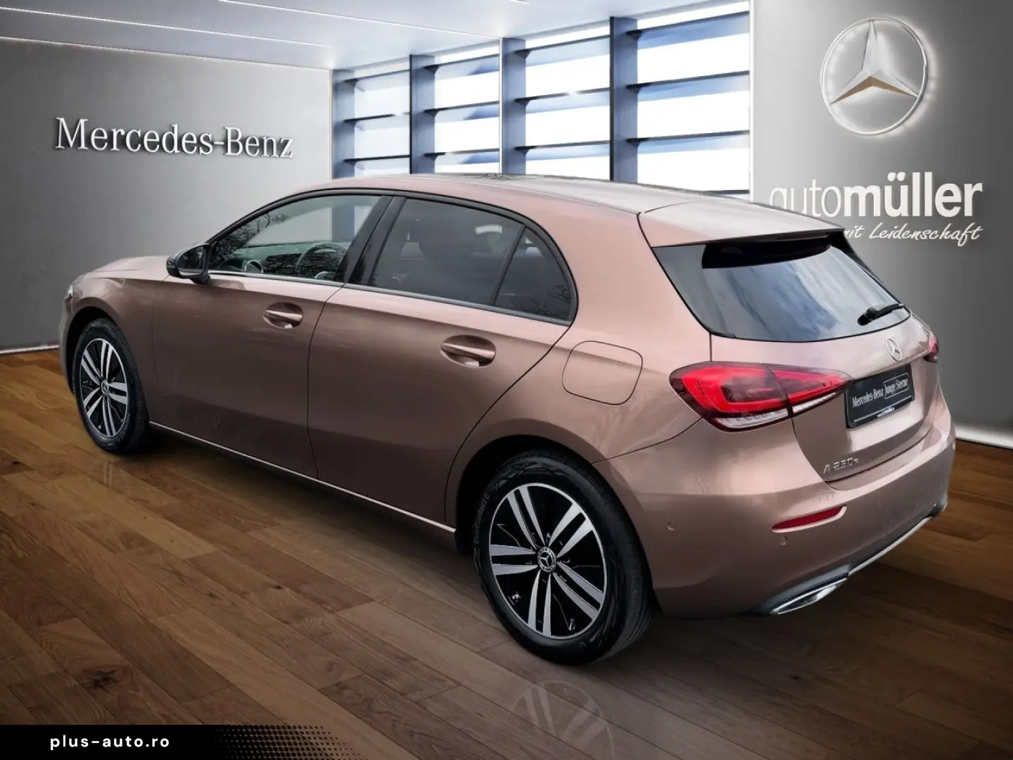 MERCEDES-BENZ A 250 e PANO NIGHT)LED CARPLAY ANDROID