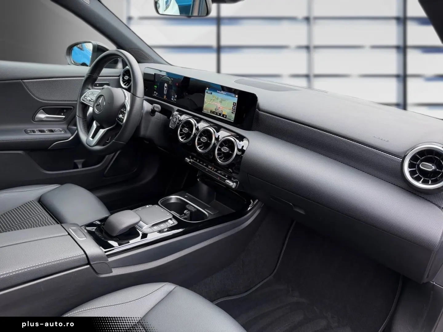 MERCEDES-BENZ A 250 e PANO NIGHT)LED CARPLAY ANDROID