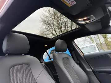 MERCEDES-BENZ A 250 e PANO NIGHT)LED CARPLAY ANDROID