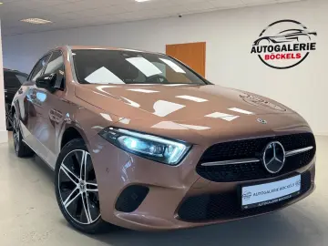 MERCEDES-BENZ A 250 e Progressive 360 Multibeam Dist&hellip;