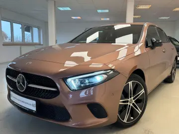MERCEDES-BENZ A 250 e Progressive 360 Multibeam Dist&hellip;