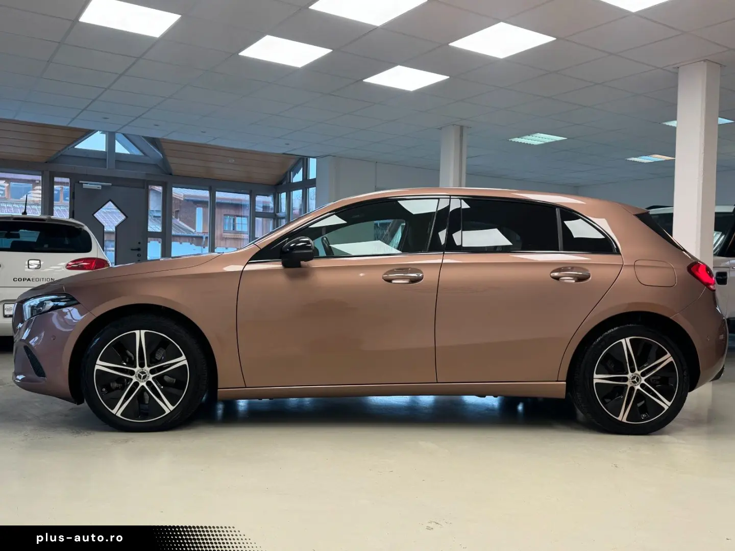 MERCEDES-BENZ A 250 e Progressive 360 Multibeam Dist&hellip;