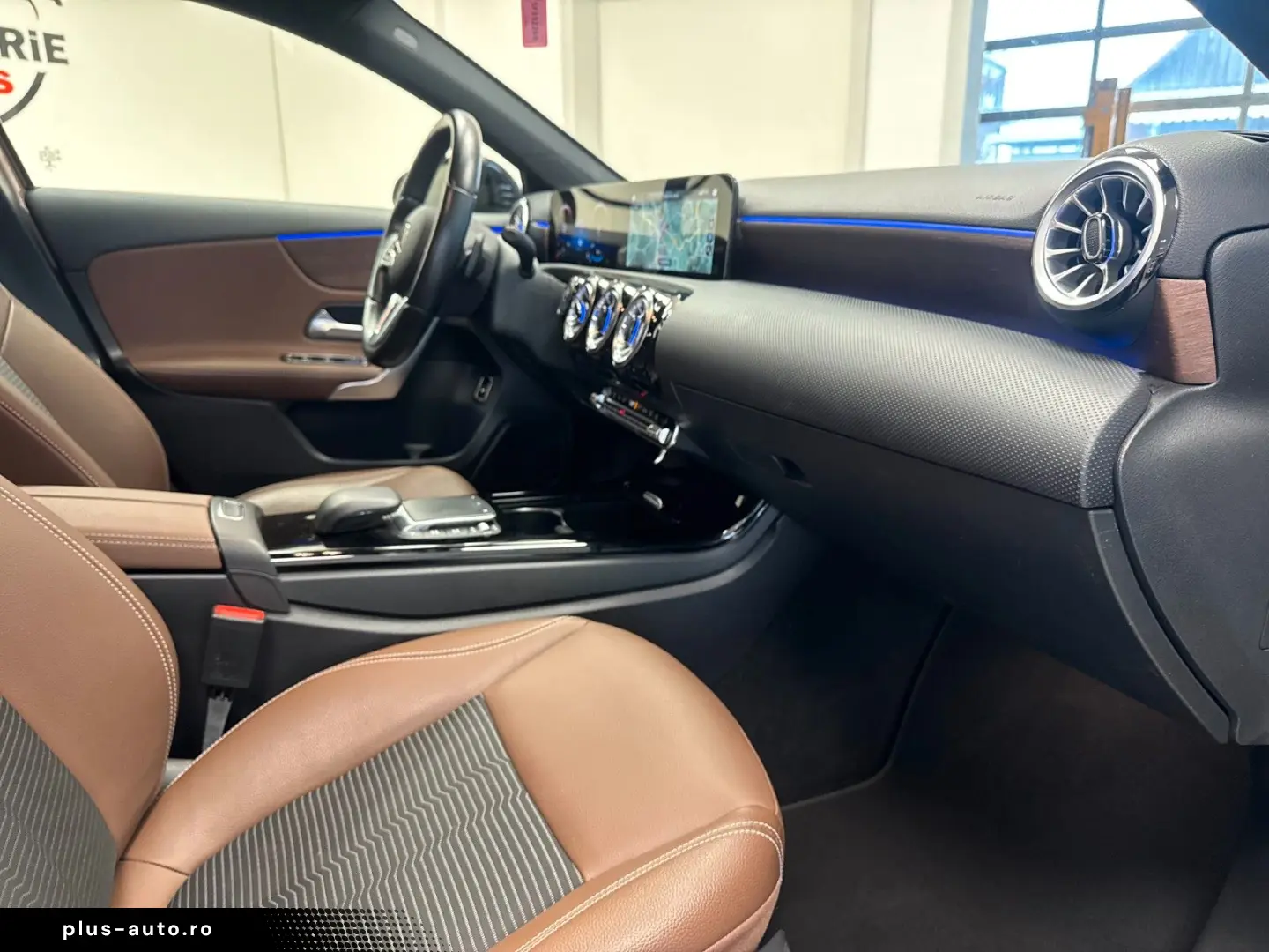 MERCEDES-BENZ A 250 e Progressive 360 Multibeam Dist&hellip;