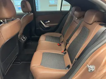 MERCEDES-BENZ A 250 e Progressive 360 Multibeam Dist&hellip;