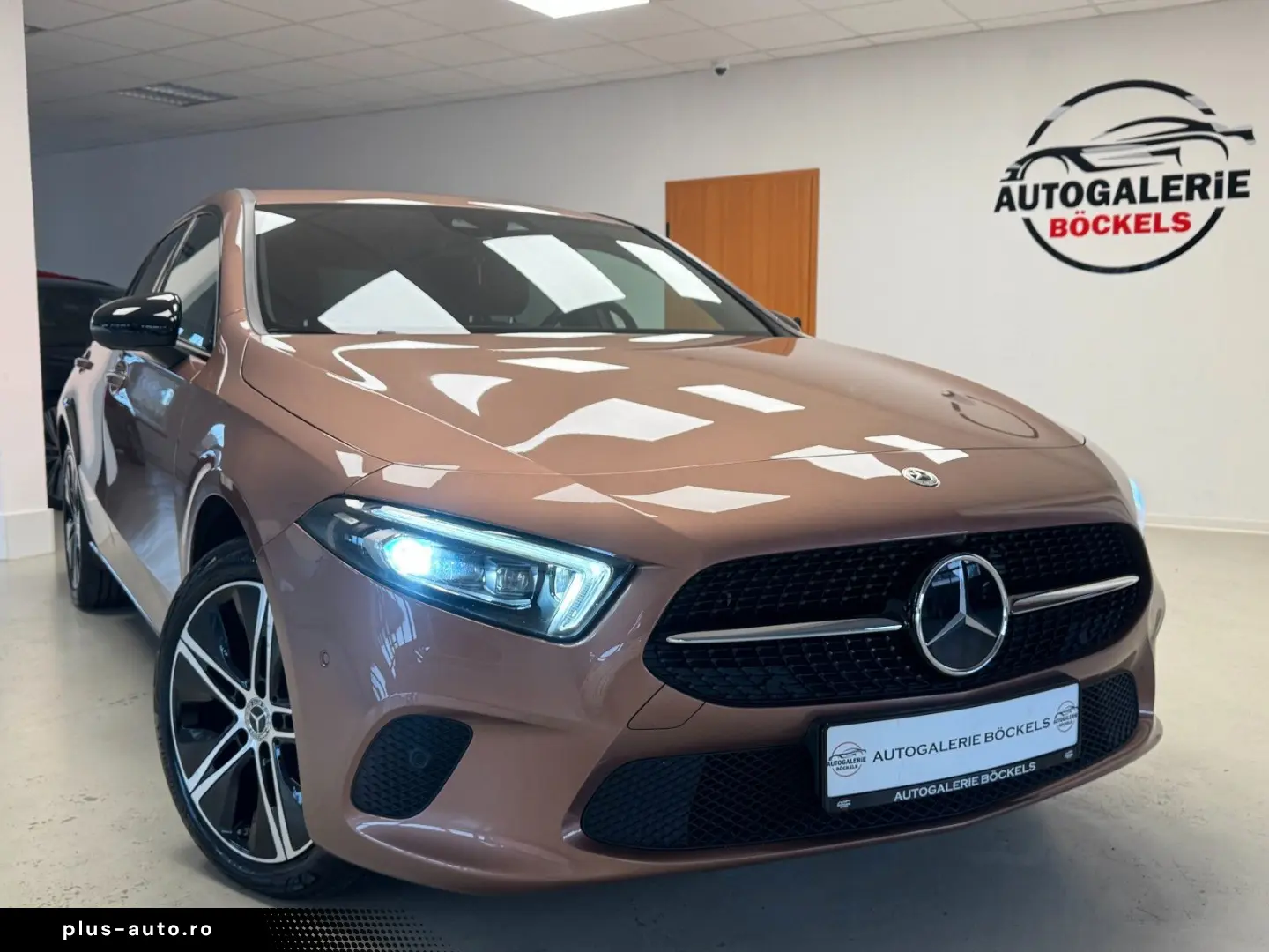 MERCEDES-BENZ A 250 e Progressive 360 Multibeam Dist&hellip;