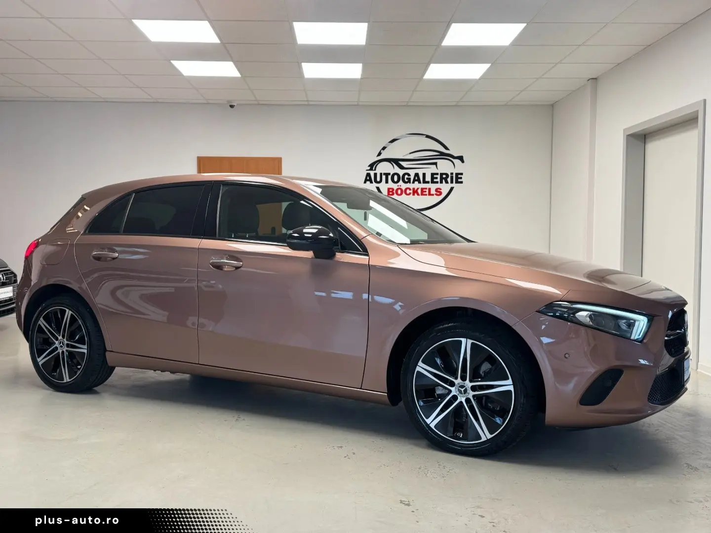 MERCEDES-BENZ A 250 e Progressive 360 Multibeam Dist&hellip;