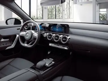 MERCEDES-BENZ A 250 e AMG-Sport LED Cam Night Sound Ambiente