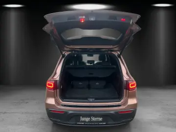 MERCEDES-BENZ EQB250  Adv  DISTRO Pano HUD KeyGo LED…