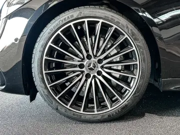 MERCEDES-BENZ C 180 AMGLA LED Totwinkel WinterP 360kamera