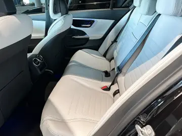 MERCEDES-BENZ C 180 AMGLA LED Totwinkel WinterP 360kamera