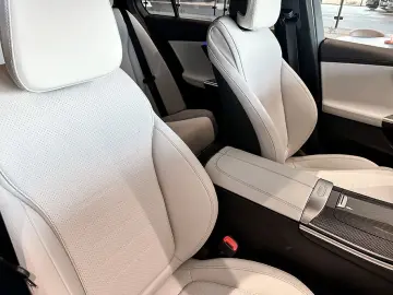 MERCEDES-BENZ C 180 AMGLA LED Totwinkel WinterP 360kamera