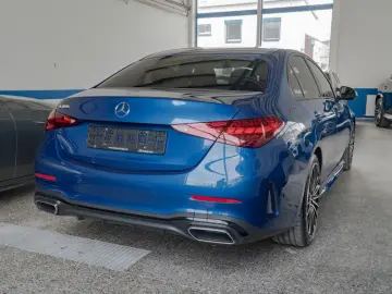 MERCEDES-BENZ C 180 AMG-Sport 360 Pano Night AHK Mem…