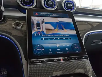 MERCEDES-BENZ C 180 AMG-Sport 360 Pano Night AHK Mem…