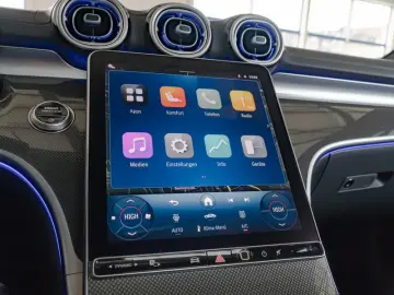 MERCEDES-BENZ C 180 AMG-Sport 360 Pano Night AHK Mem…