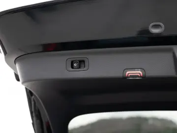 MERCEDES-BENZ EQE 350 SUV 4M ElectricArt LED 360 AHK…