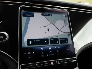 MERCEDES-BENZ EQE 350 SUV 4M ElectricArt LED 360 AHK…