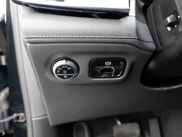 MERCEDES-BENZ EQE 350 SUV 4M ElectricArt LED 360 AHK…