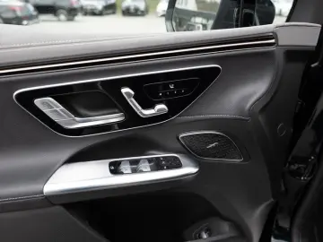 MERCEDES-BENZ EQE 350 SUV 4M ElectricArt LED 360 AHK…