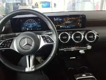 MERCEDES-BENZ A 180 Limousine AUT DynLicht Fernlicht&hellip;