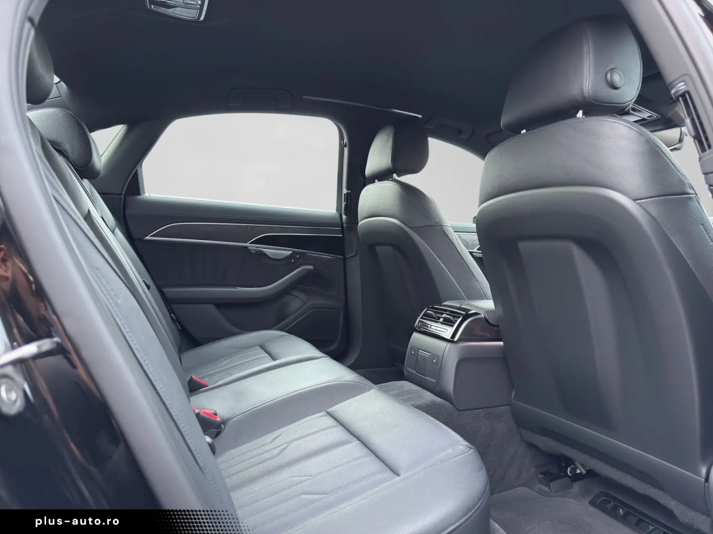 AUDI A8 50 TDI Q MATRIX PDC KAMERA LEDER LM18