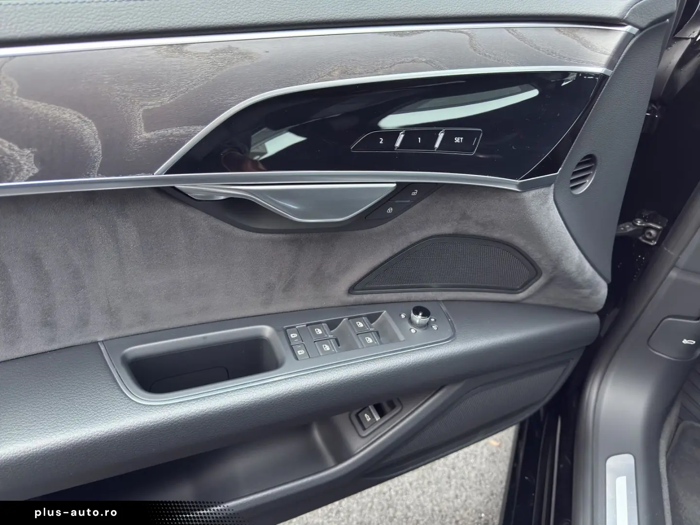 AUDI A8 50 TDI Q MATRIX PDC KAMERA LEDER LM18