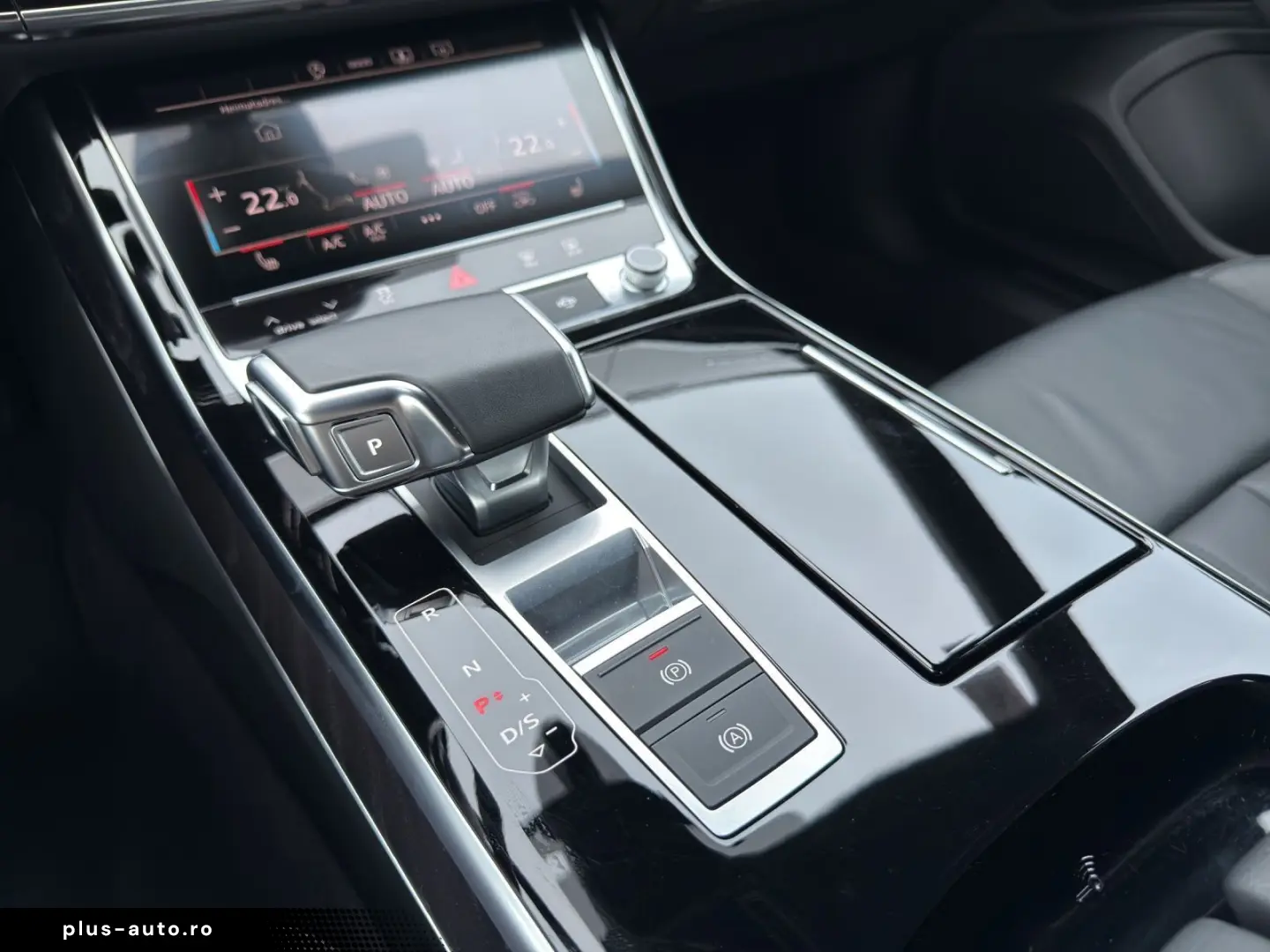 AUDI A8 50 TDI Q MATRIX PDC KAMERA LEDER LM18