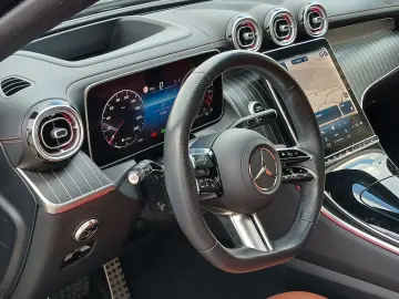 MERCEDES-BENZ GLC400e AMG 4M Hinterachslenkung Airma…