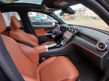 MERCEDES-BENZ GLC400e AMG 4M Hinterachslenkung Airma…