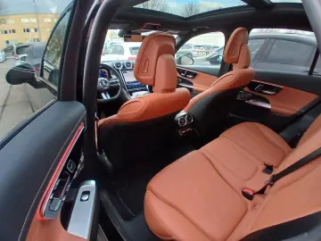 MERCEDES-BENZ GLC400e AMG 4M Hinterachslenkung Airma…