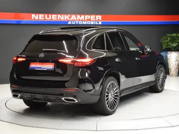 MERCEDES-BENZ GLC 400 e 4Matic AMG Line Pano Distron…