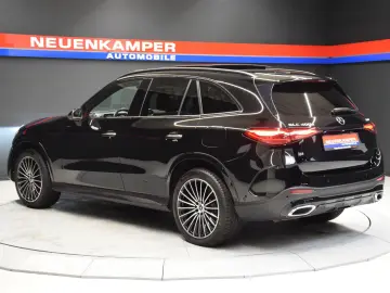 MERCEDES-BENZ GLC 400 e 4Matic AMG Line Pano Distron…