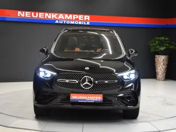 MERCEDES-BENZ GLC 400 e 4Matic AMG Line Pano Distron…