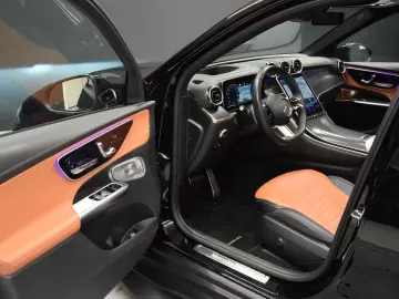 MERCEDES-BENZ GLC 400 e 4Matic AMG Line Pano Distron…