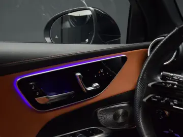 MERCEDES-BENZ GLC 400 e 4Matic AMG Line Pano Distron…