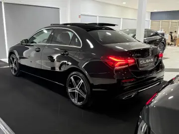 MERCEDES-BENZ A 250 e 8G Limo PANO LEDER BEIGE HUD WIDE 360