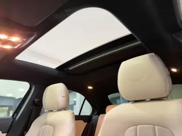 MERCEDES-BENZ A 250 e 8G Limo PANO LEDER BEIGE HUD WIDE 360