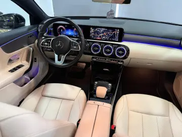 MERCEDES-BENZ A 250 e 8G Limo PANO LEDER BEIGE HUD WIDE 360