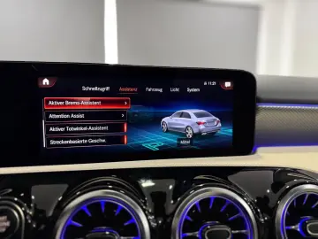 MERCEDES-BENZ A 250 e 8G Limo PANO LEDER BEIGE HUD WIDE 360