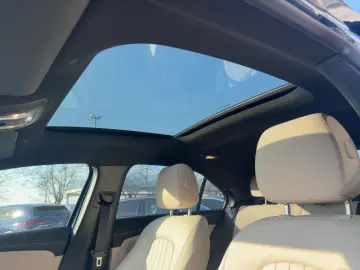 MERCEDES-BENZ A 250 e Limousine PROGRESSIVE NIGHT AH…