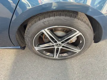 MERCEDES-BENZ A 250 e Limousine PROGRESSIVE NIGHT AH…