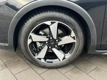 Ford Focus Active Autom. Kamera ACC Navi Winter-Pa